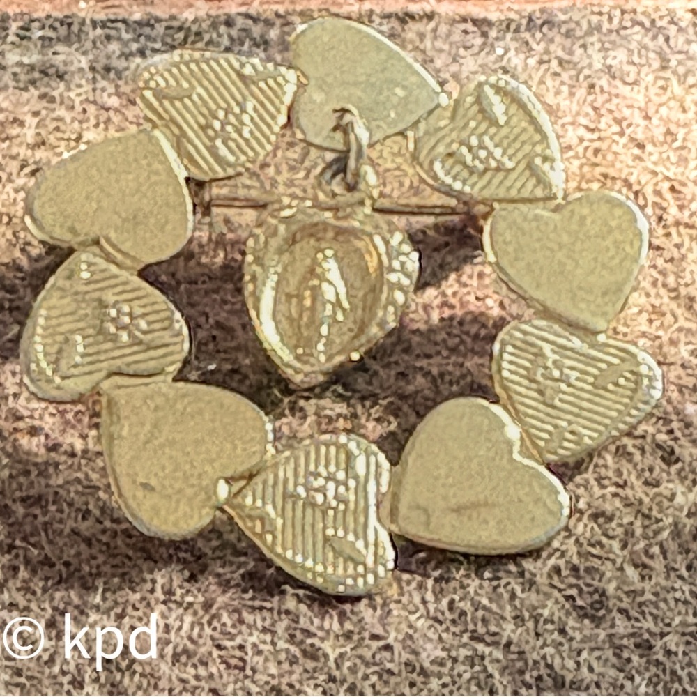 Vintage Gold-Tone Heart Brooch with Virgin Mary Medal – Religious Faith Pin